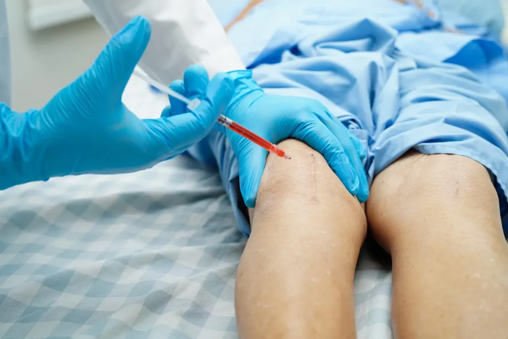 patient knee injection 