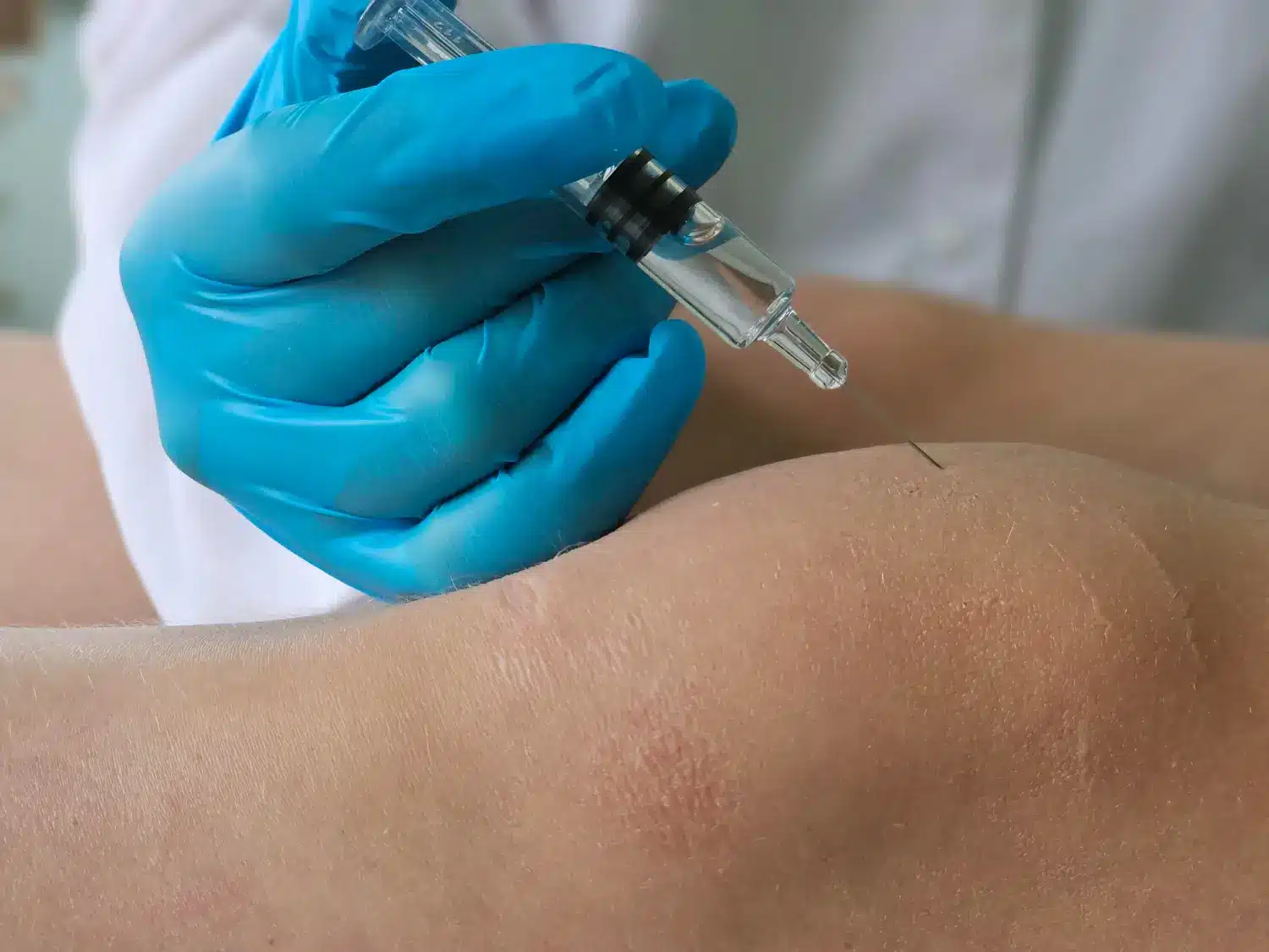 close up knee injection