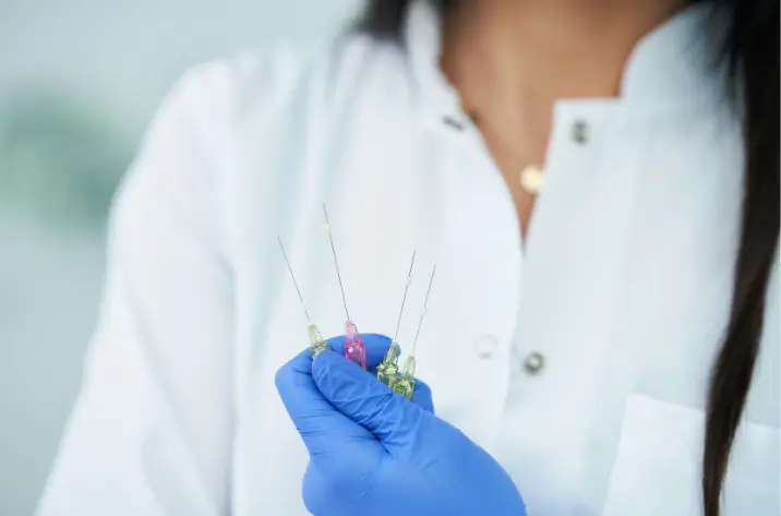 showing the threads to be used for treatment